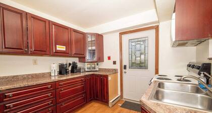 1 Bed, 1 Bath at Riverview Apartments!