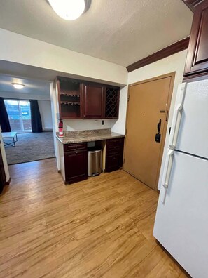Interior - Riverview Apartment #21 (Baraboo)