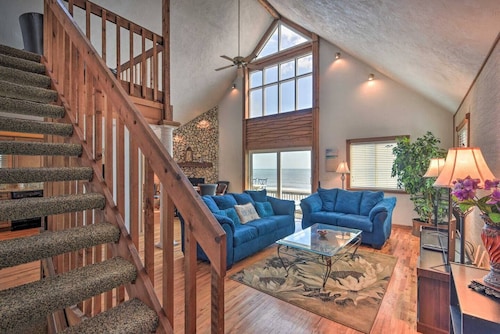 Beachfront Oasis w/ Game Room, Hot Tub & Ocean Views!