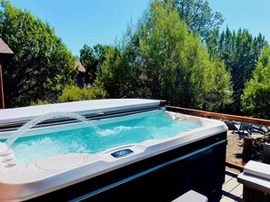 Bain à remous extérieur