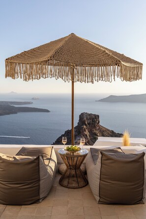 Two Bedroom Villa with Outdoor Hot Tub | Terrace/patio