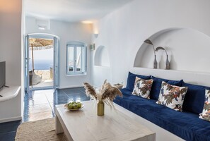 Senior Suite with Hot Tub | Zona de estar