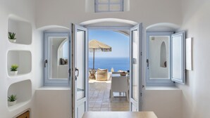 Two Bedroom Villa with Outdoor Hot Tub | 起居区