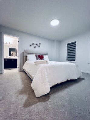 4 chambres, bureau, fer et planche à repasser, Wi-Fi gratuit