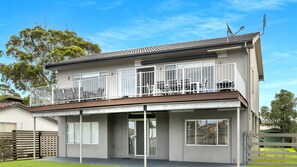 Exterior - Baydream - Belle Escapes Jervis Bay (Vincentia)