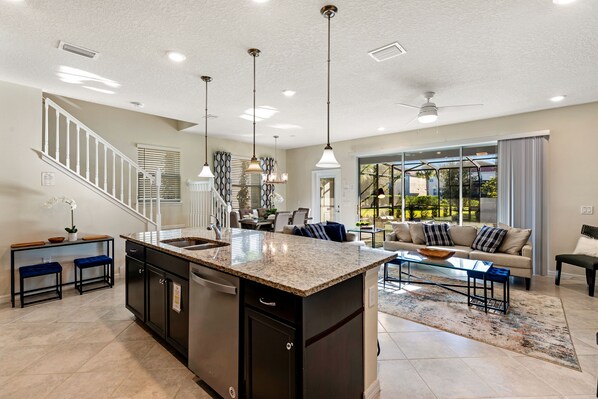 Interior - Luxury pool home at Solterra. Resort Pools, Waterslides, Clubhouse, Lazy River (Davenport)