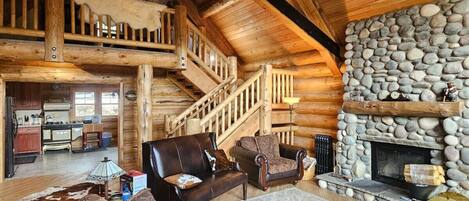 Smart TV, chimenea y videojuegos