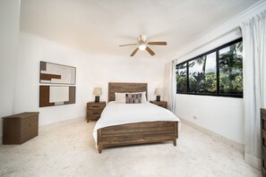 5 Schlafzimmer, Bügeleisen/Bügelbrett, WLAN, Bettwäsche