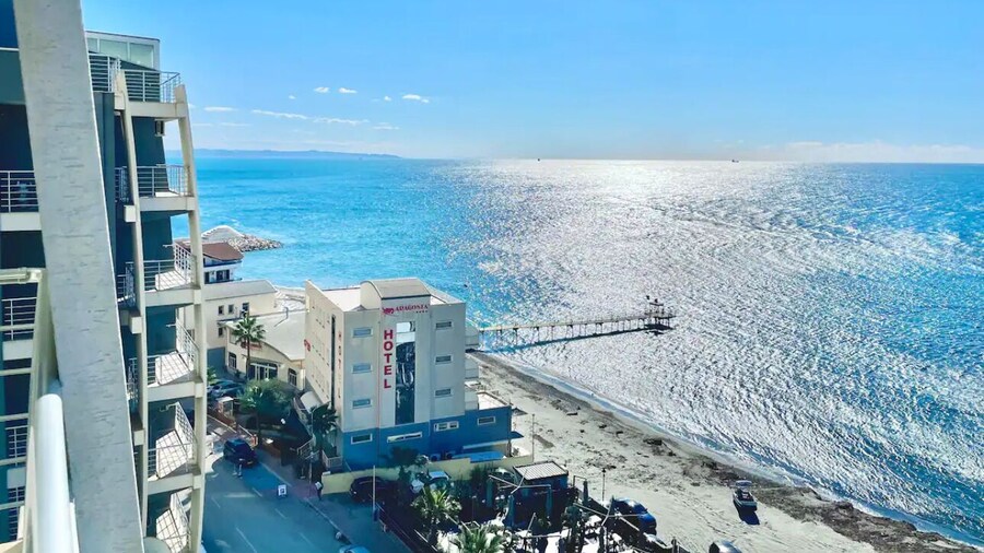 Currila Beach Modern Stunning Views