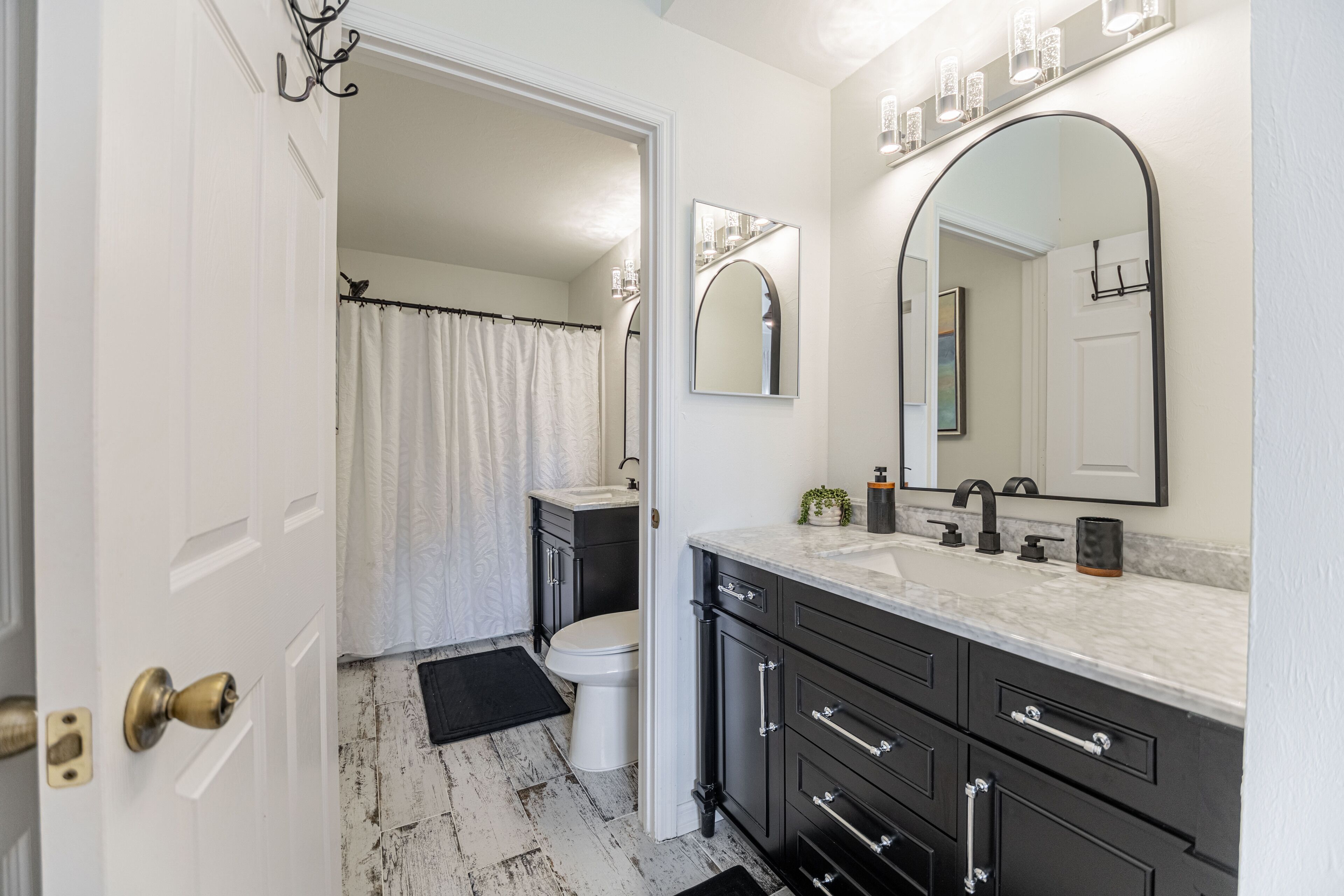 Modern, 1st Floor, Centrally located Condo  