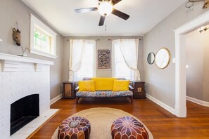 Smart TV, books, offices