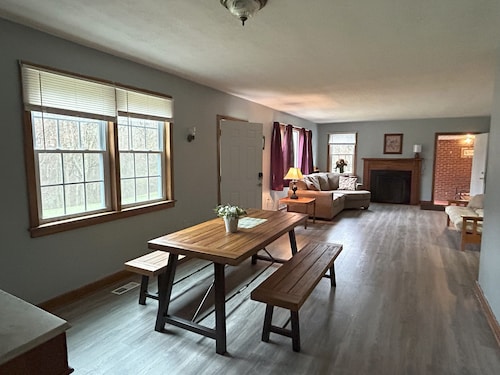 Charming House surrounded by woods, close to Windrock and Lake Norris