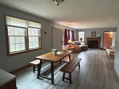 Charming House surrounded by woods, close to Windrock and Lake Norris