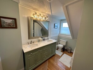 Hair dryer, towels