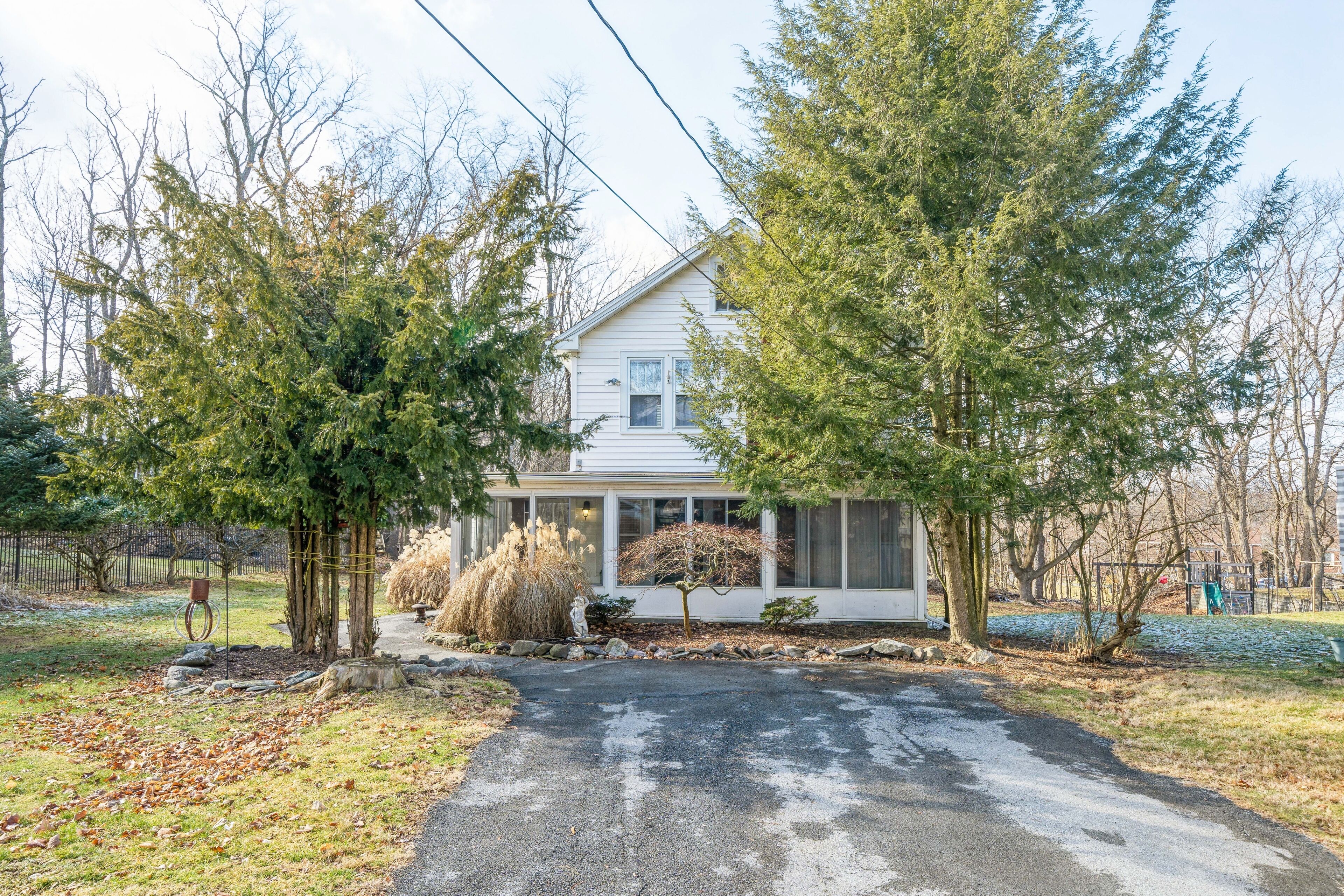LOCATION ! This unique property is walking distance to the Village of Warwick!