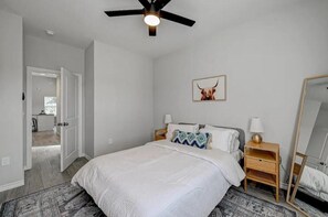 3 bedrooms, iron/ironing board, travel cot, free WiFi