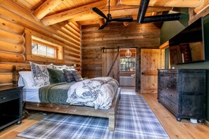 5 chambres, fer et planche à repasser, Wi-Fi, draps fournis