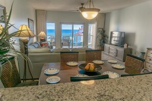 Dining - Expansive WaterView,Beach,Gated,Tops'l Bch&Racquet Club,4 pools,2 Hot Tubs,Bikes (Miramar Beach)