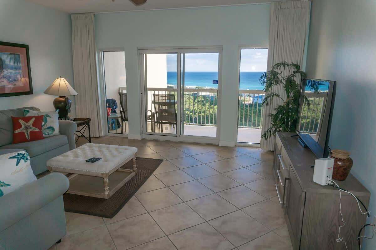 Smart TV, fireplace, offices