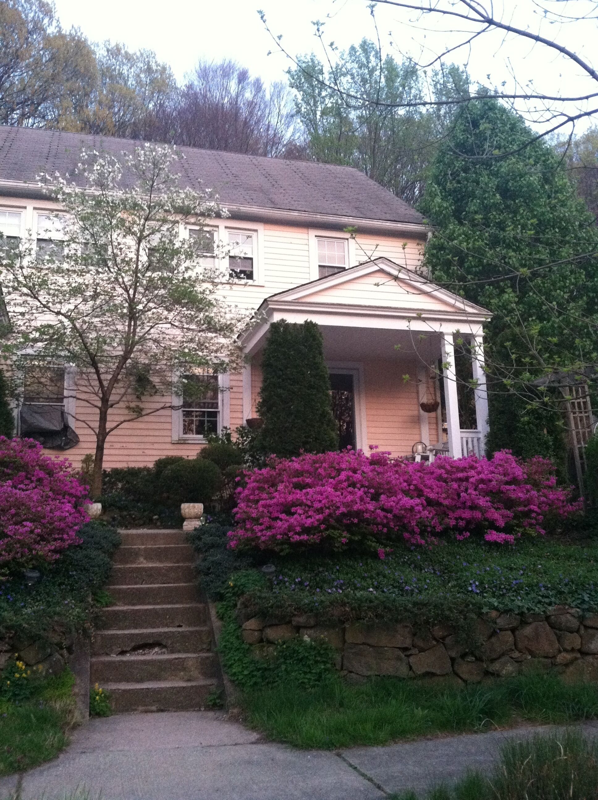 Cozy 3 Bedroom home just 30 minutes from Manhattan!
