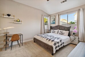 4 Schlafzimmer, Bügeleisen/Bügelbrett, WLAN, Bettwäsche