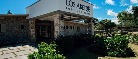 Façade de lâhĂ©bergement