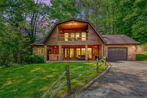 Exterior - Lakewood Cottage in Hocking Hills (Logan)