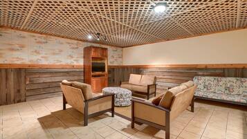 TV, fireplace, DVD player