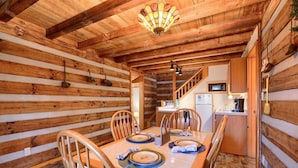 Dining - Navajo in Hocking Hills (Logan)