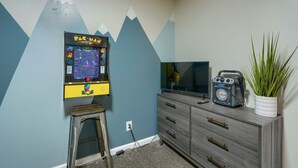 Unclassified image, 2 of 36, button - Hideaway Pines Cabin (Logan)
