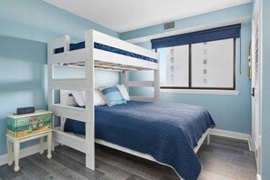 2 chambres, bureau, fer et planche à repasser, Wi-Fi gratuit