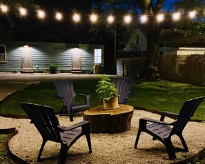 Terrace/patio - Boho Groove - urban studio with relaxing backyard (Memphis)