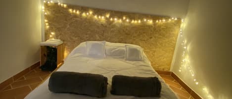 Classic Room | 1 bedroom, free WiFi