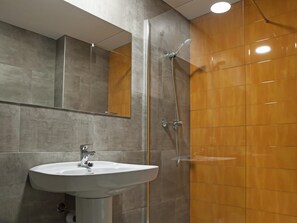 Bathroom - APCOSTAS Treumal Park / One Bedroom (Platja D'aro)