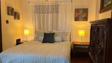 1 bedroom, iron/ironing board, WiFi, bed sheets