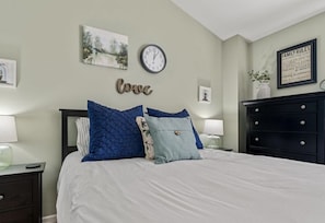 3 bedrooms, iron/ironing board, travel crib, free WiFi