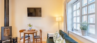 Rose Cottage - UK45497