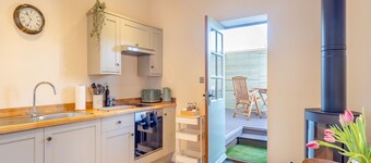 Rose Cottage - UK45497