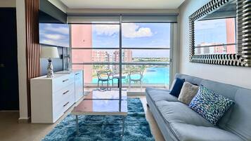 Family Apartment | Living room