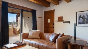 Smart-tv och eldstad