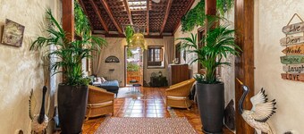 Ferienhaus "Bernarda" mit beheizbarem Pool, Meerblick, privatem Pool und WLAN