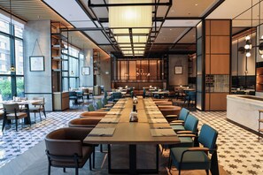 Daily buffet breakfast for a fee - Sheraton Taiyuan (Taiyuan)