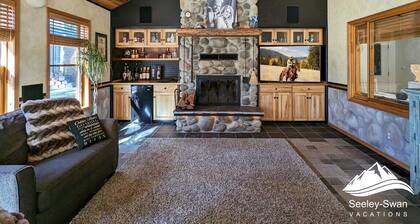 Retreat to Serenity Pines! Family Fun, Relaxation & Modern Comforts w/ RV Space!