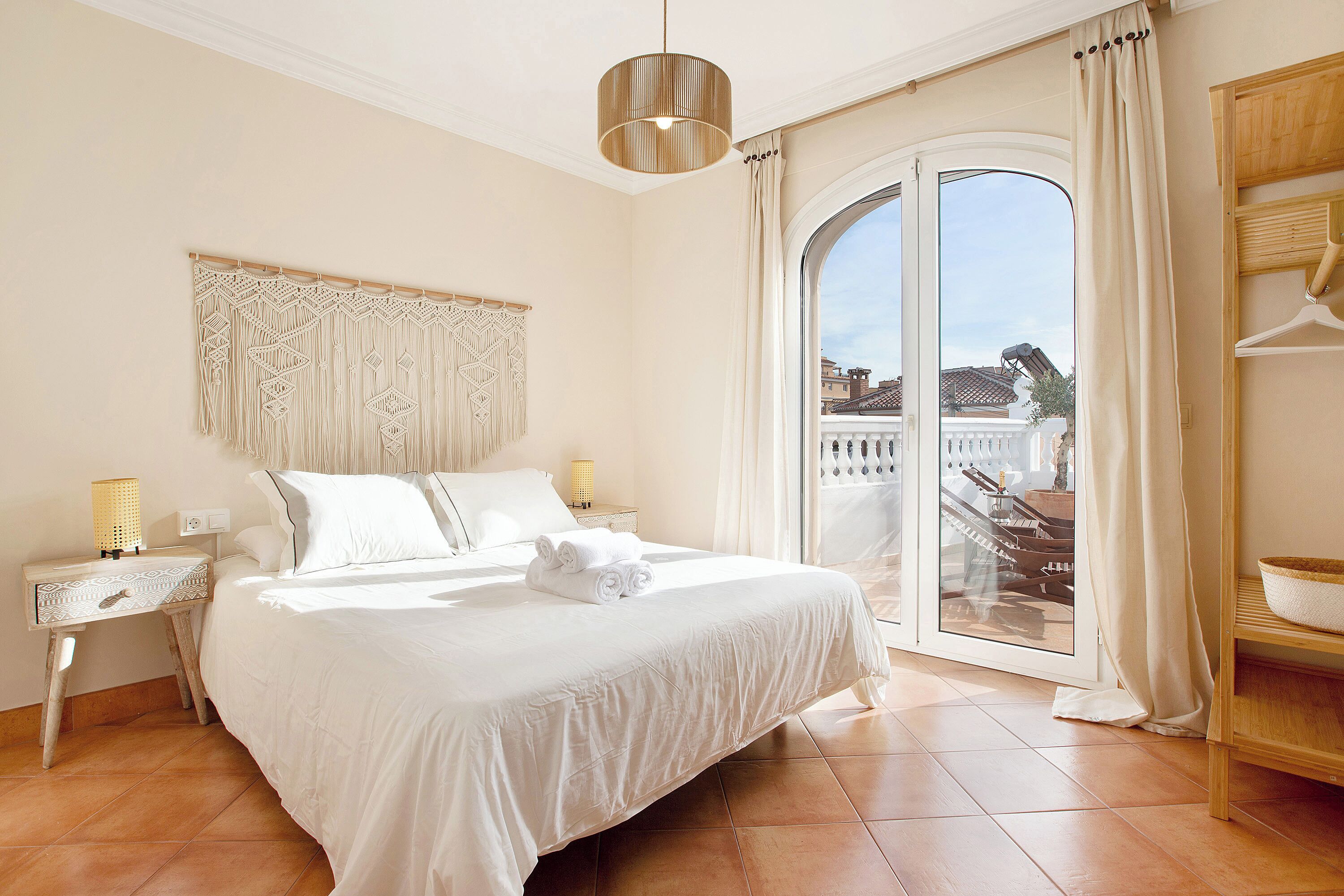 4 chambres, fer et planche à repasser, Wi-Fi gratuit, draps fournis