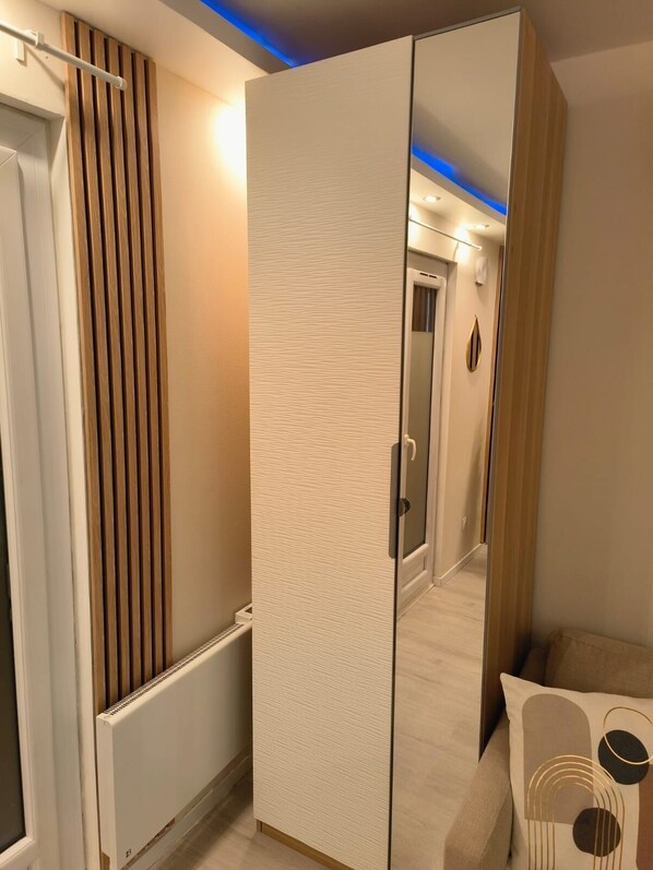 Interior - Studio Neuf Cosy, Cinéma Room RER C (Brétigny-sur-Orge)