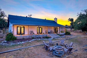 Exterior - The Hidden Tavern! Can you find the speakeasy? (Fredericksburg)