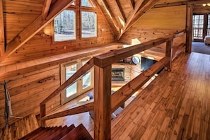 Smart TV, fireplace, video games, books - Looking for the perfect vacation rental cabin in the Smoky Mountains? (Graysville)