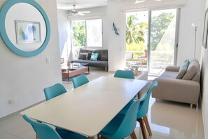 Family Apartment | Dining room