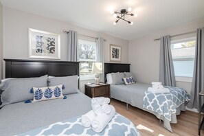 2 bedrooms, desk, iron/ironing board, travel crib