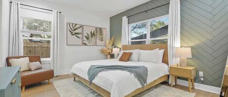 4 bedrooms, desk, iron/ironing board, travel cot